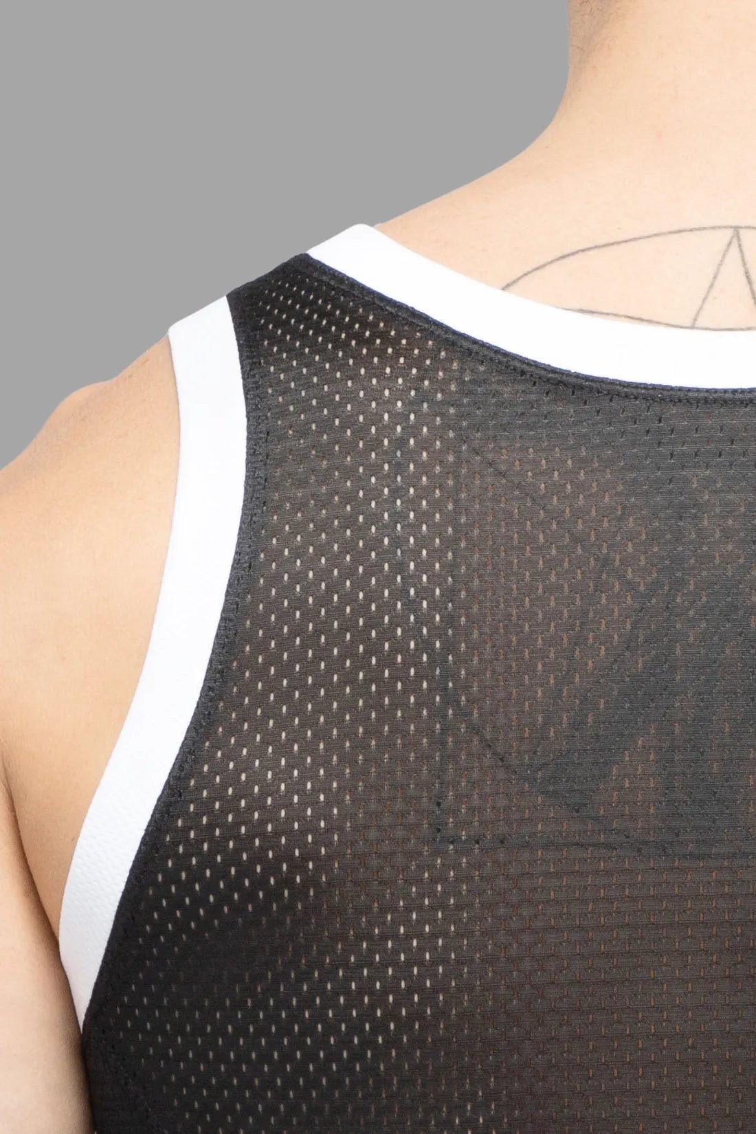 Maskulo Global (EU) online Store product image. High-quality apparel for men. See website for product details and specifications.
